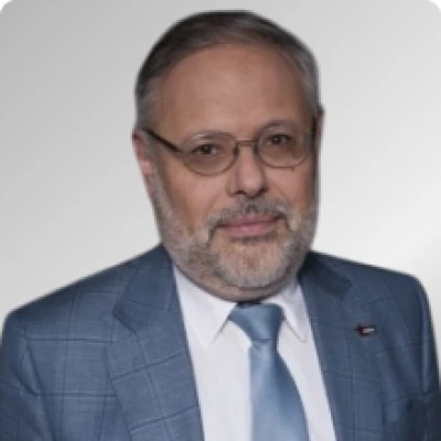 Михаил  Хазин