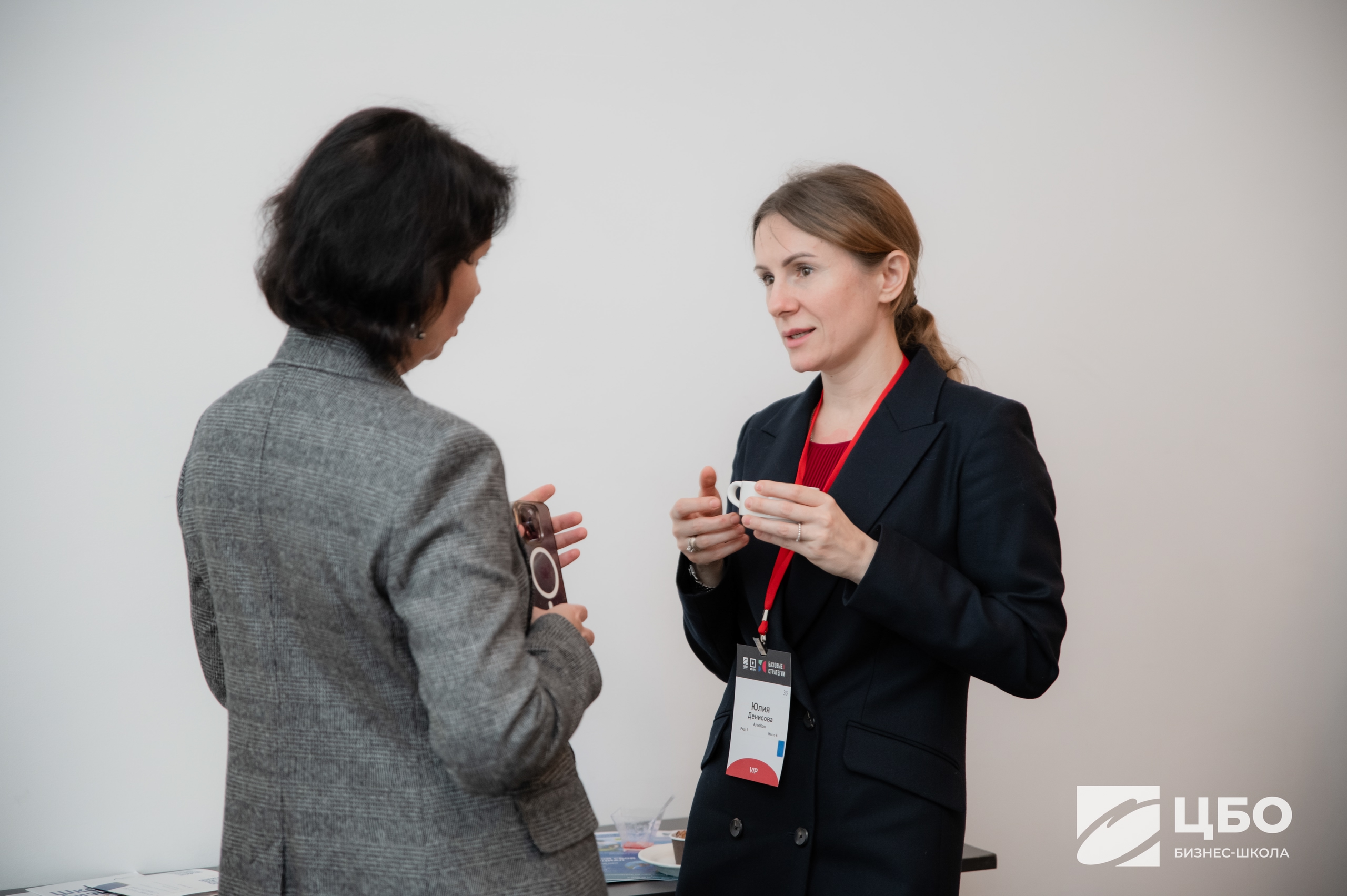 Сравнение MBA и mini MBA: как выбрать курс руководителю Сравнение MBA и mini MBA для руководителей