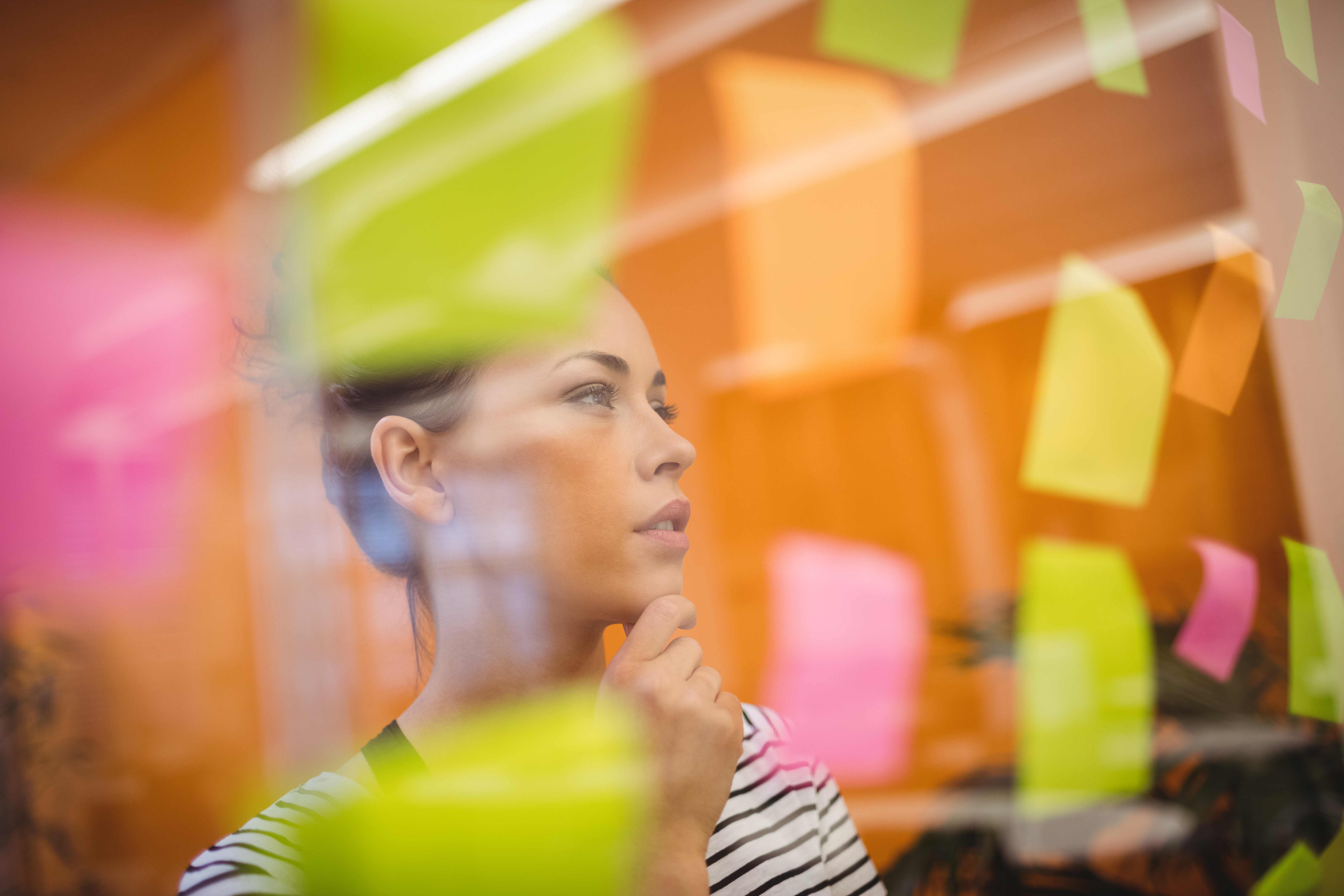 women-reading-sticky-notes